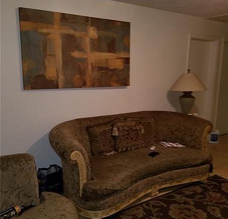 3rd image of 270 SW 5th Ct APT 1