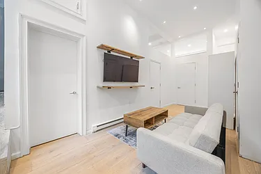 Rented by John W. Chang, LREB