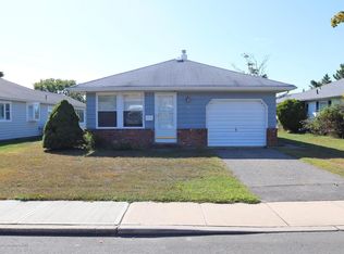 741 Jamaica Blvd, Toms River, NJ 08757