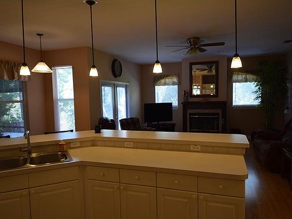 4th image of 435 Waterwood Ct