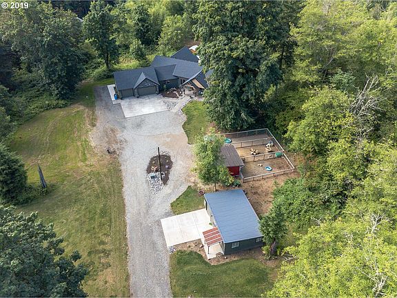 3rd image of 14518 NE 399th St
