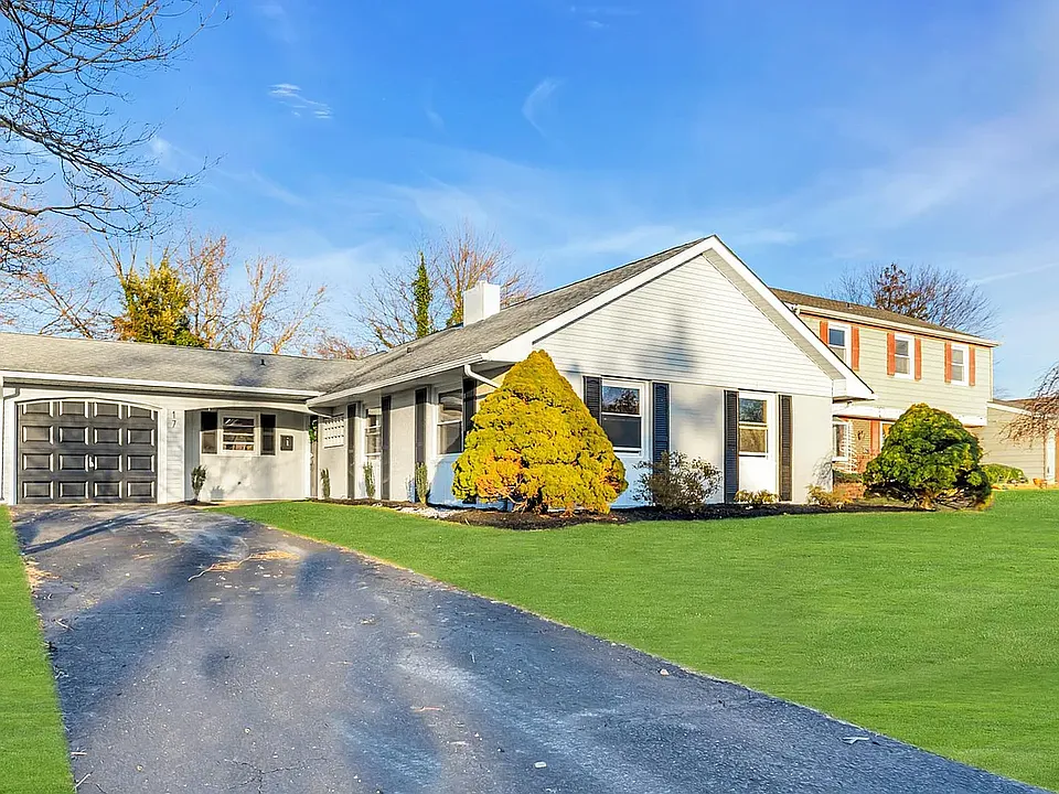 17 Parish Ln