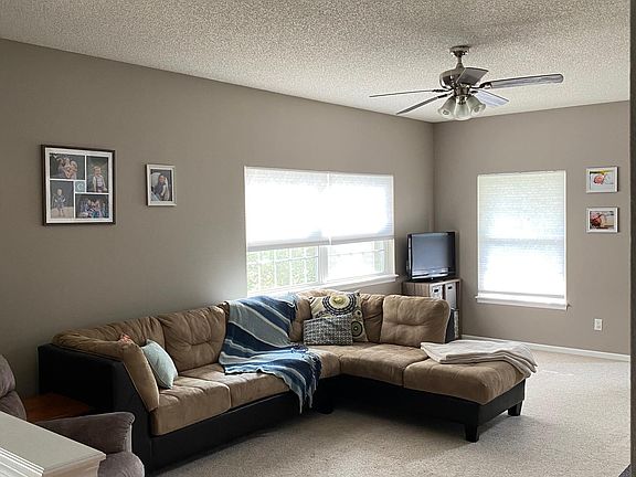 5th image of 1707 Randall Dr