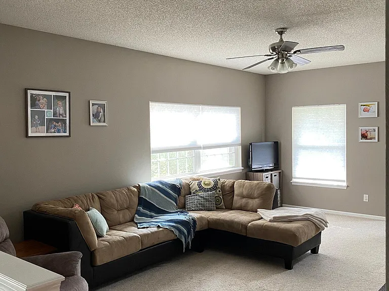1707 Randall Dr — Photo 5