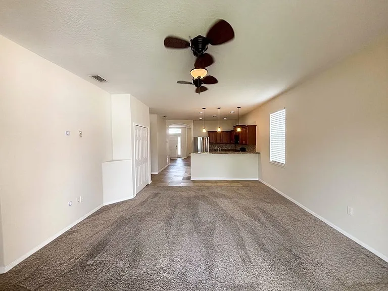811 Krenson Woods Ln — Photo 16