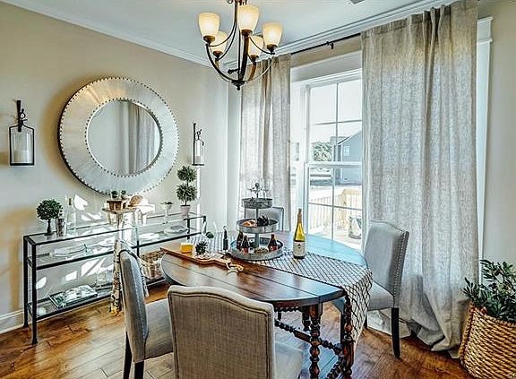 4th image of 6326 Broad Sky Cir