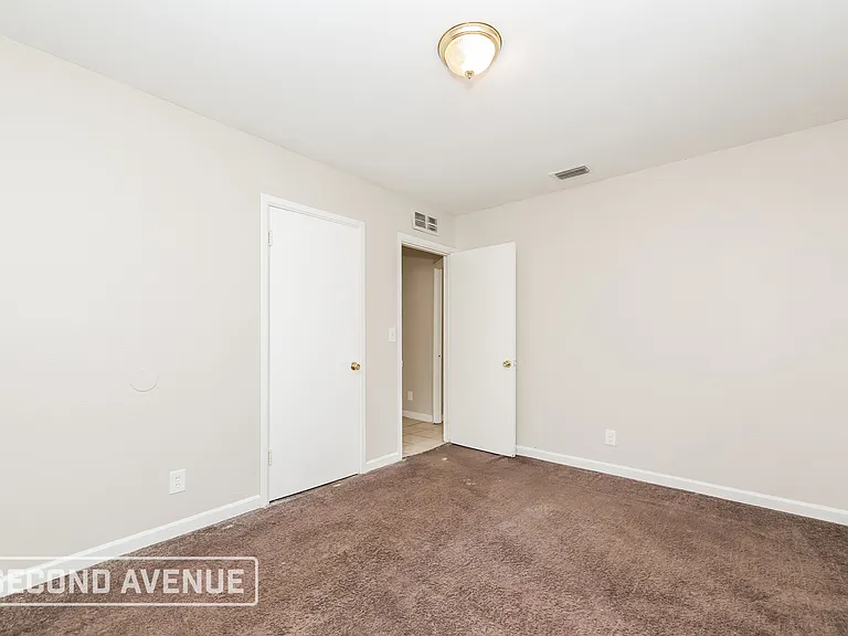 4157 McMillan Cir — Photo 15