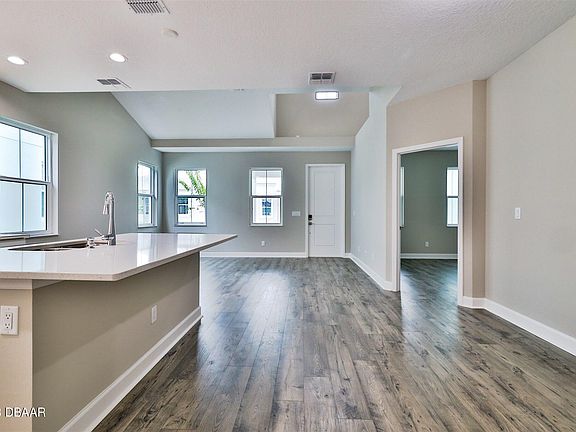 5th image of 316 Pop Top Ln