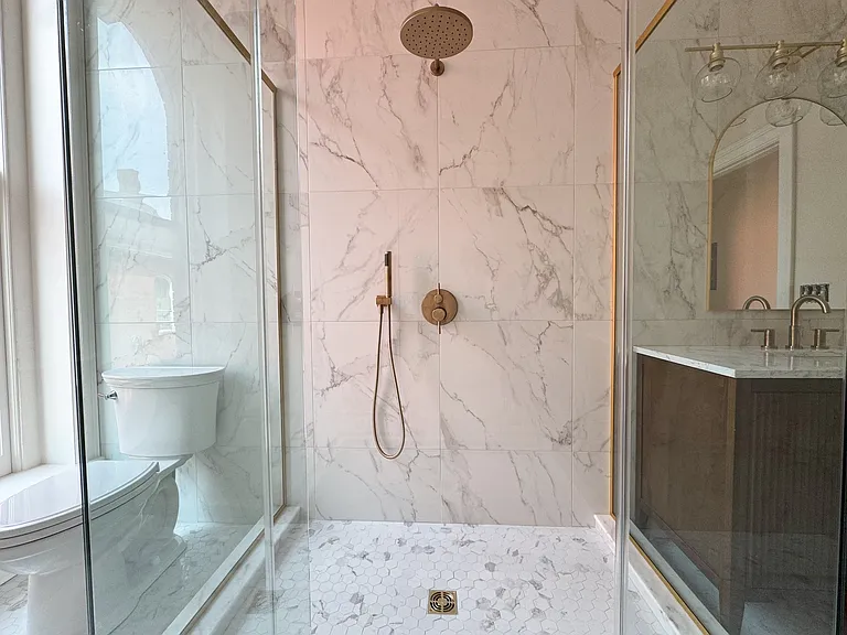 884 Main St #3 — Photo 13