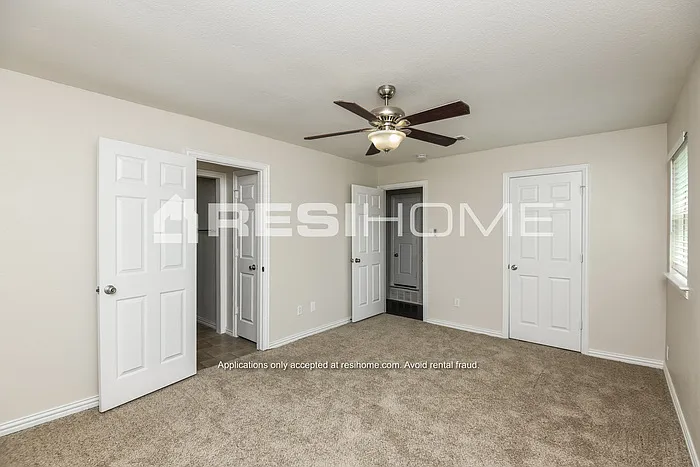 521 Kemper Ave — Photo 9
