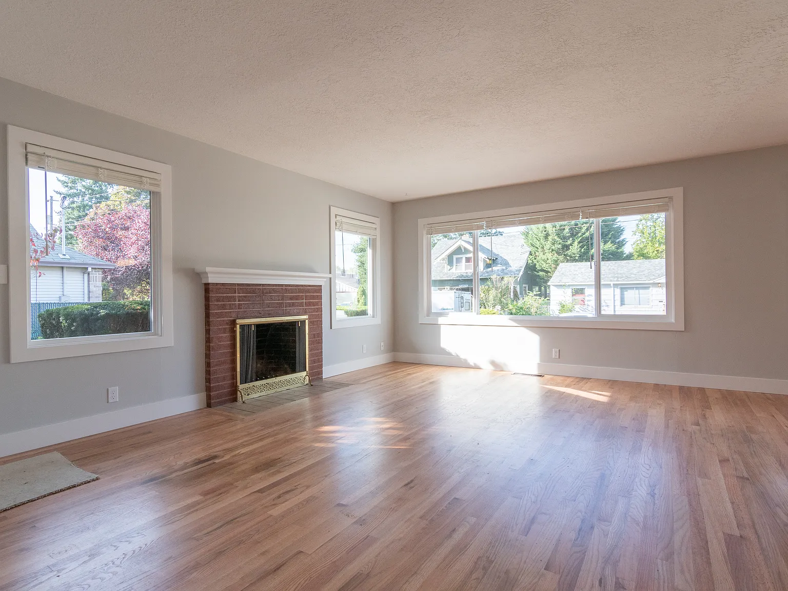 2 bed, 900 sqft, $2,295 — Photo 3