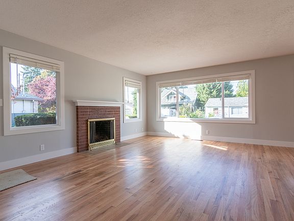 3rd image of 6112 SE Center St #6112
