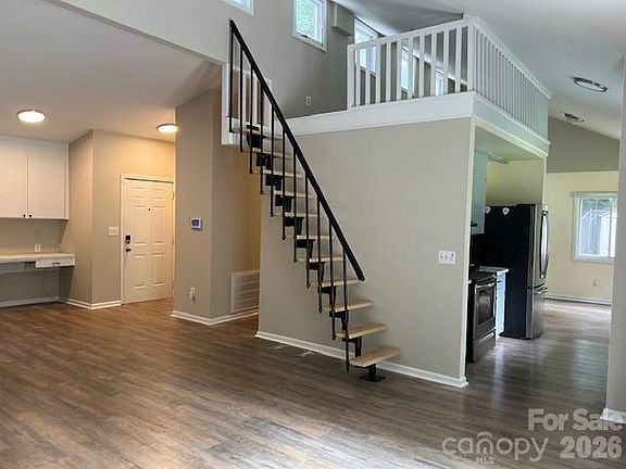 4th image of 4909 Charmwood Ct NW