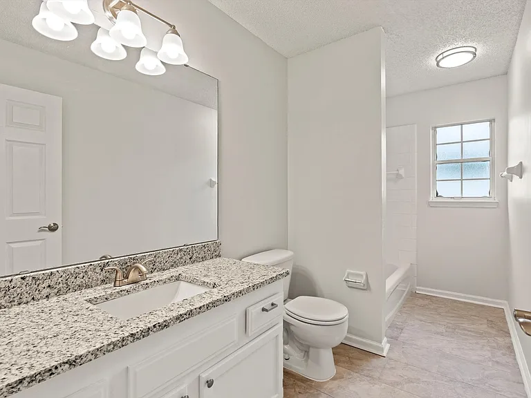 12756 Bentwater Dr — Photo 20