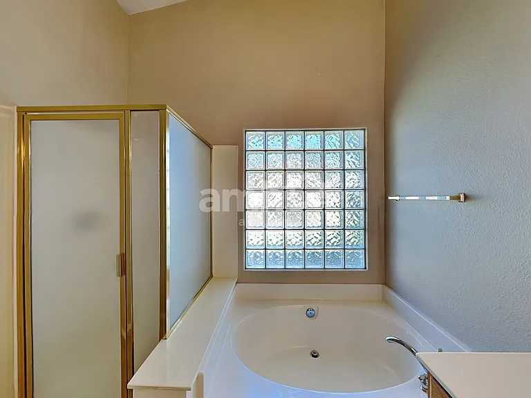 7462 W Mohawk Ln — Photo 15