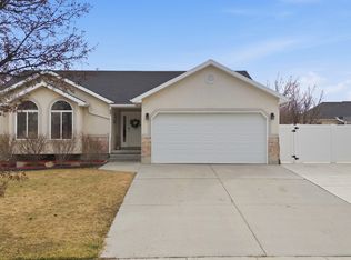 2127 W Silver Tree Cir S, Riverton, UT 84065