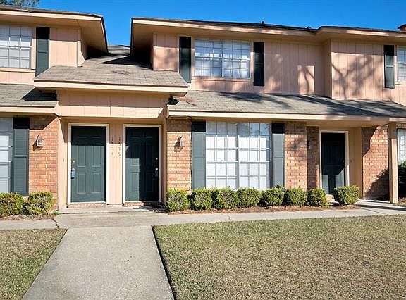 2nd image of 1536 Richmond Dr