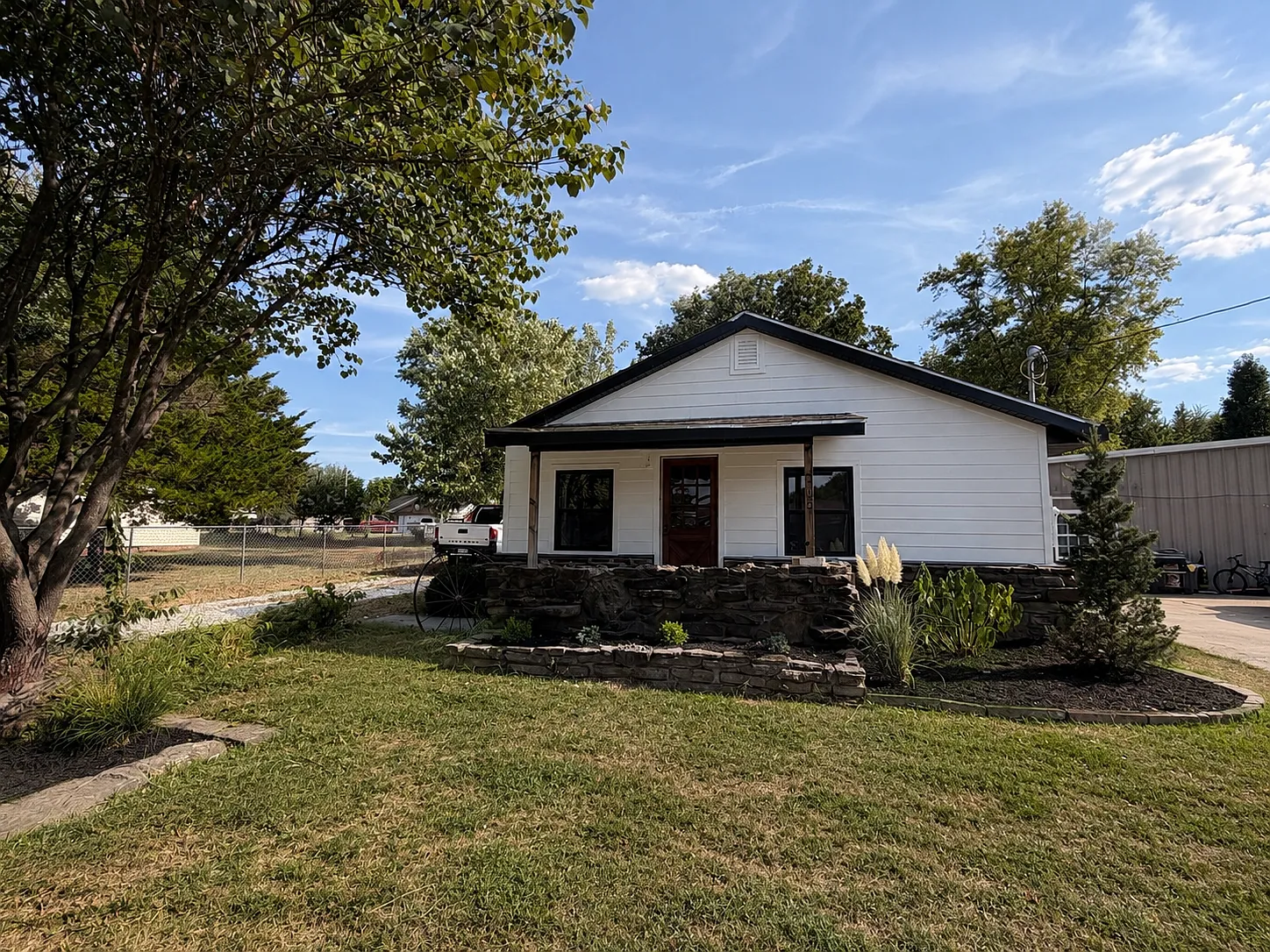 2 bed, $1,500 — Photo 2