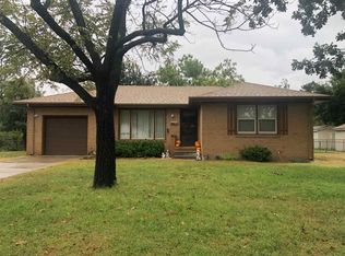 2312 Hart Ave, Dodge City, KS 67801