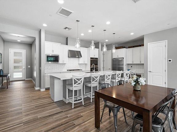 4th image of 7484 E Paraiso Dr