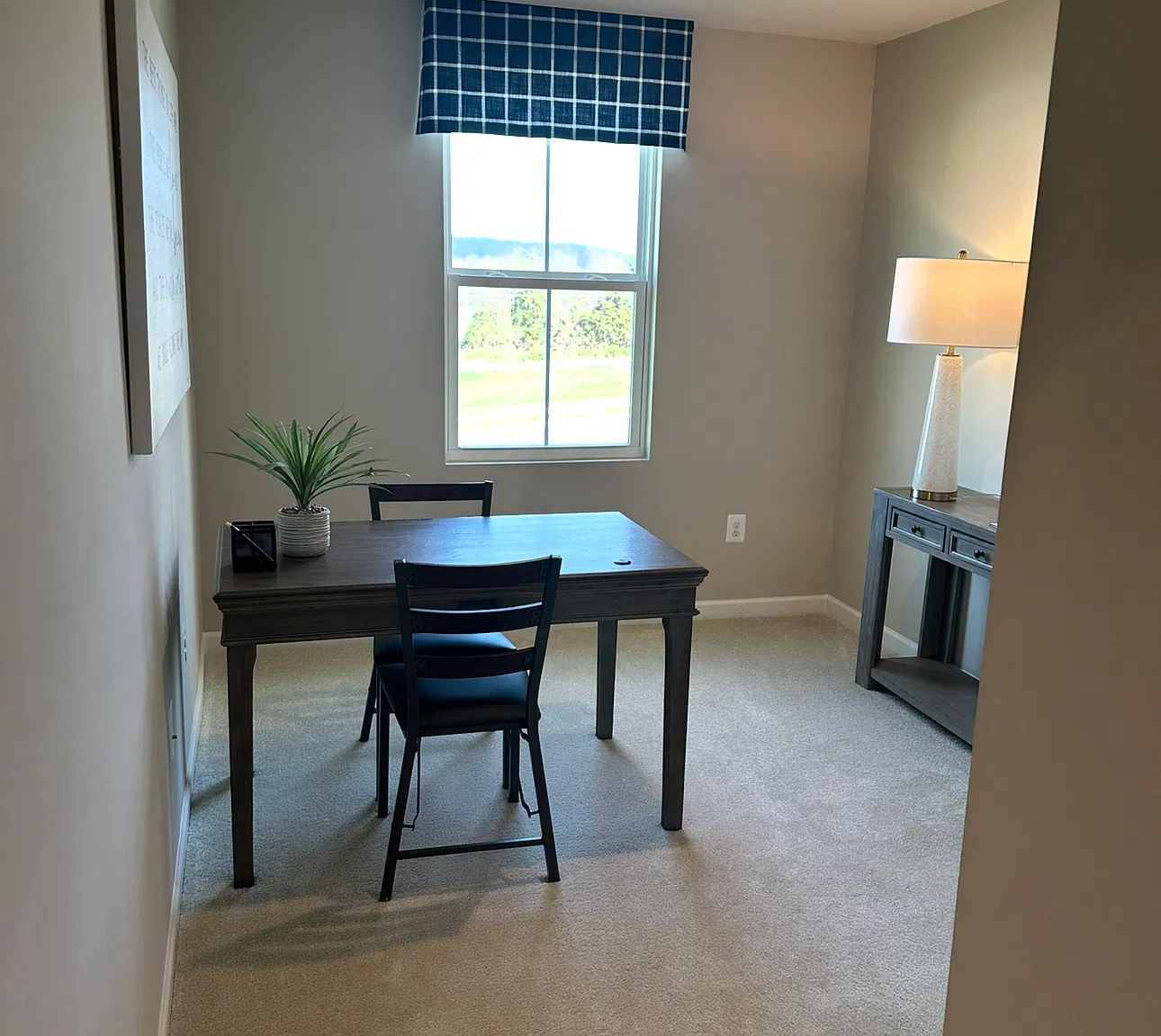 3 bed, 2.5 bath, 1600 sqft, $2,500 — Photo 4