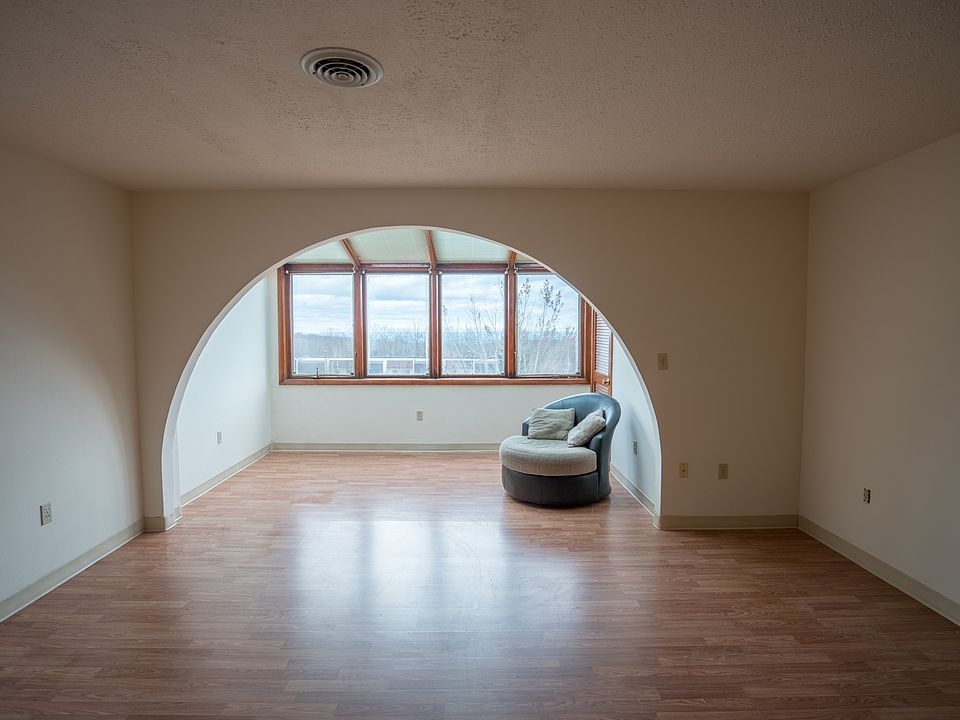 1st image of 139 Foxfire Dr #312