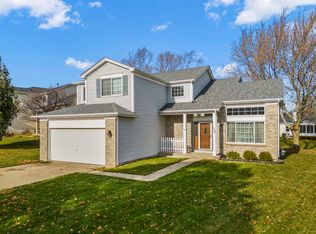 156 Bedford Ave, Sugar Grove, IL 60554