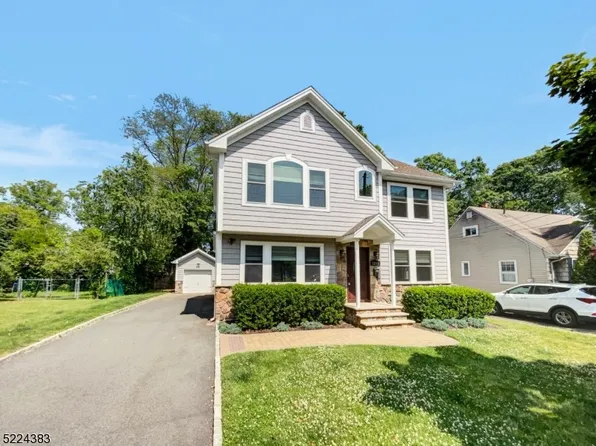 1241 Revoir Dr, Rahway City, NJ 07065