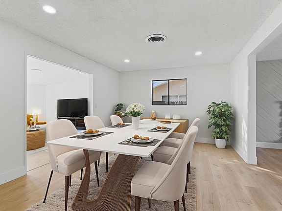 5th image of 4121 Coronado Ave