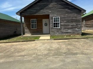 42 Winchester Rd, Starkville, MS 39759