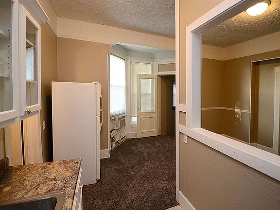 5th image of 1049 Park Ave Unit 2