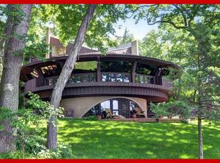 W9225 Ripley Rd, Cambridge, WI 53523