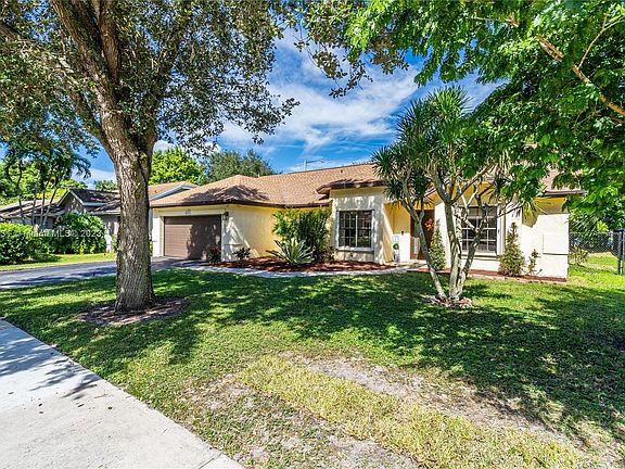 3rd image of 5197 NW 52nd St