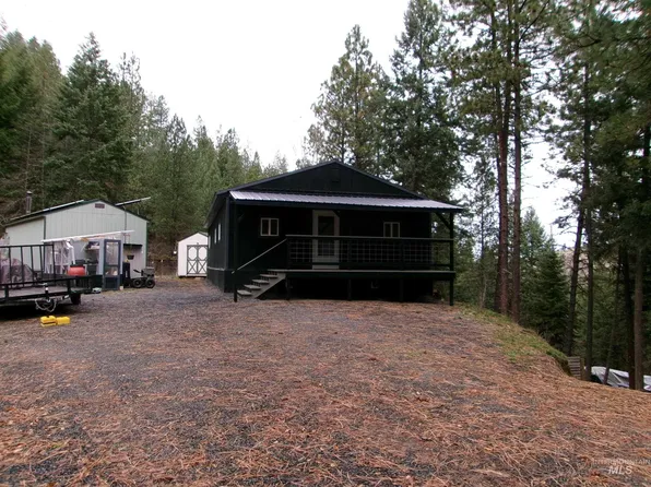 123 Conifer Ln, Stites, ID 83552