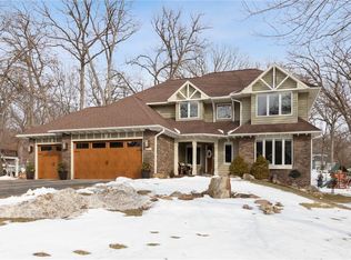 4224 Oak Leaf Ct NE, Cedar Rapids, IA 52411