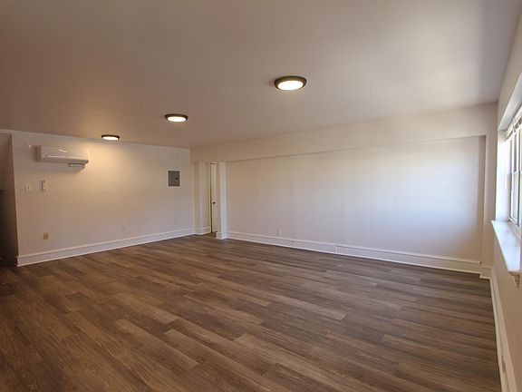 4th image of 326 W Chelten Ave APT 100
