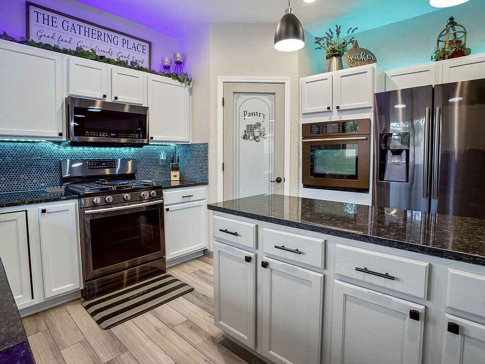 1st image of 10109 Calle Bella NW