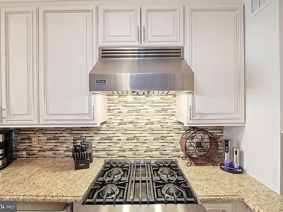 5th image of 7111 Woodmont Ave APT 607