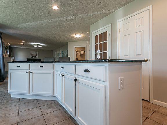 5th image of 7445 Meadow Brooke Way