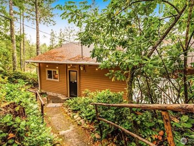 321 NE Lakeshore Drive S, Tahuya, WA, 98588