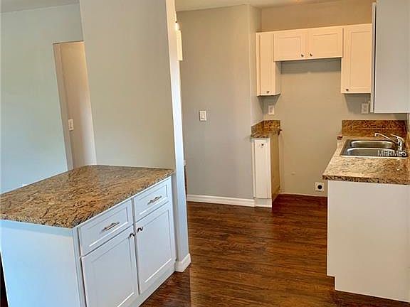 3rd image of 8312 Croton Ave
