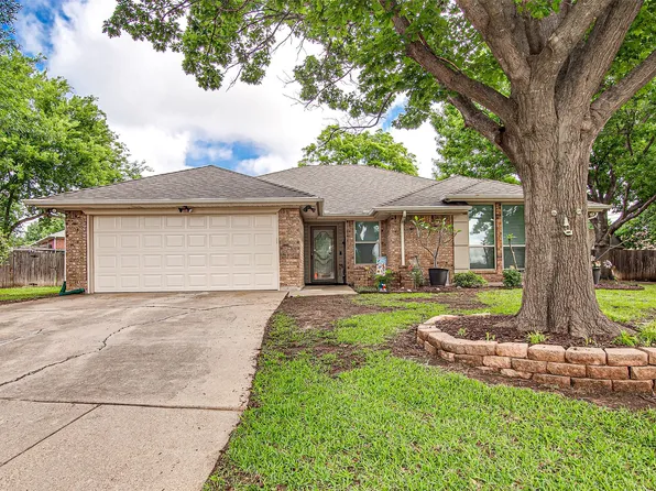 3 Hastings Ct, Mansfield, TX 76063