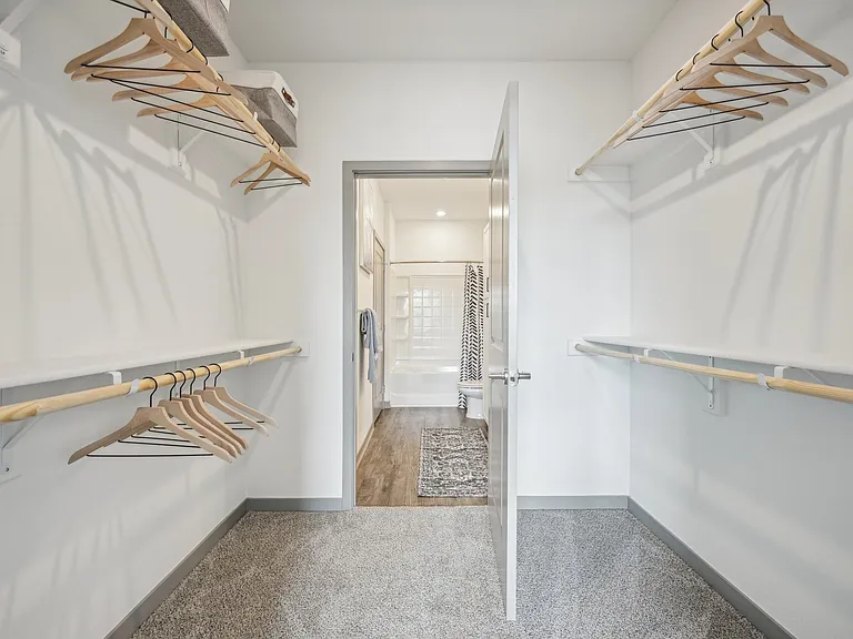 The Quarry Luxury Apartments — Photo 19