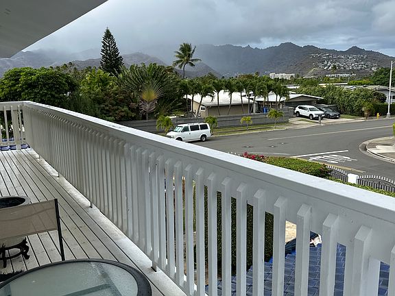 3rd image of 33 Nawiliwili St