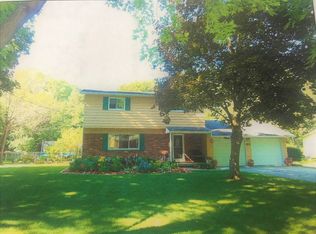 9211 Navajo Trl, Flushing, MI 48433