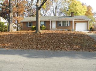 5943 Village Ln, Roanoke, VA 24019