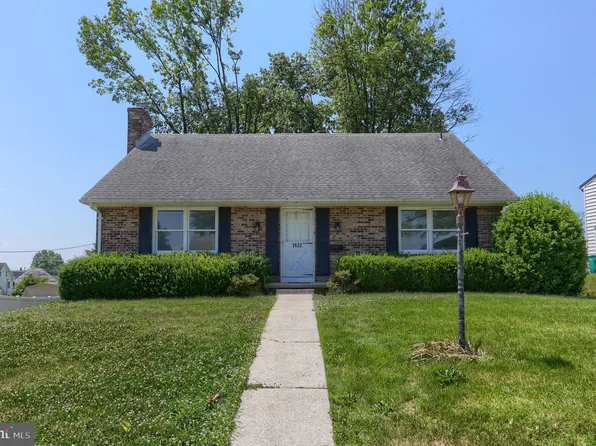 1622 Palm St, Hershey, PA 17033