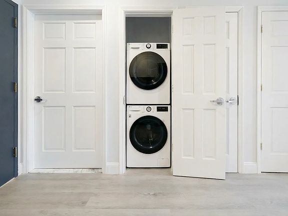 5th image of 142 Huron St #4C