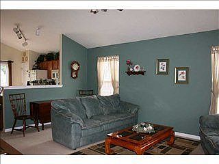 4th image of 3301 Mechanicsburg Dr