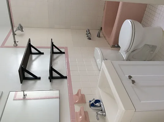 Rented by Farran & Associates | media 15